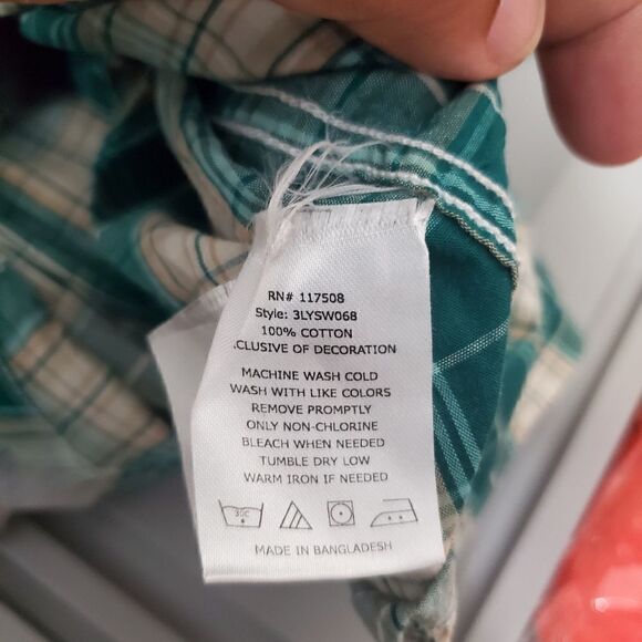 Preowned levis woven plaid button down Shirt size Xl color green/Beige - Picture 4 of 14